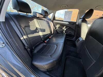 2013 Volkswagen Passat SE PZEV   - Photo 13 - Salem, OR 97317