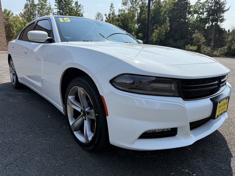2015 Dodge Charger SXT - Photo 1 - Salem, OR 97317