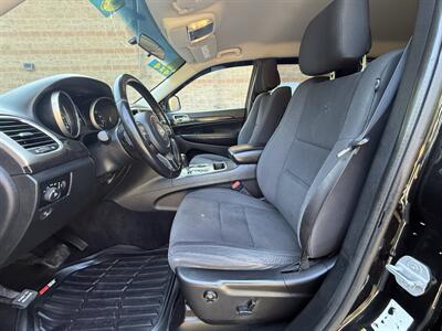 2012 Jeep Grand Cherokee Laredo   - Photo 12 - Salem, OR 97317