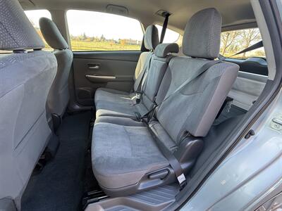 2014 Toyota Prius v Two - Photo 13 - Salem, OR 97317