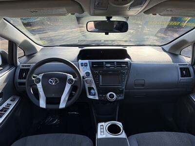 2014 Toyota Prius v Two - Photo 10 - Salem, OR 97317