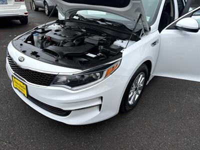 2017 Kia Optima LX   - Photo 10 - Salem, OR 97317