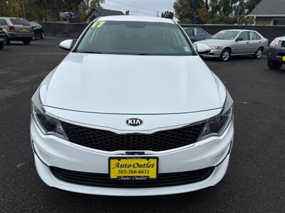 2017 Kia Optima LX   - Photo 1 - Salem, OR 97317