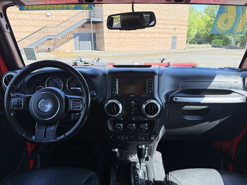 2016 Jeep Wrangler Unlimited Sahara - Photo 10 - Salem, OR 97317