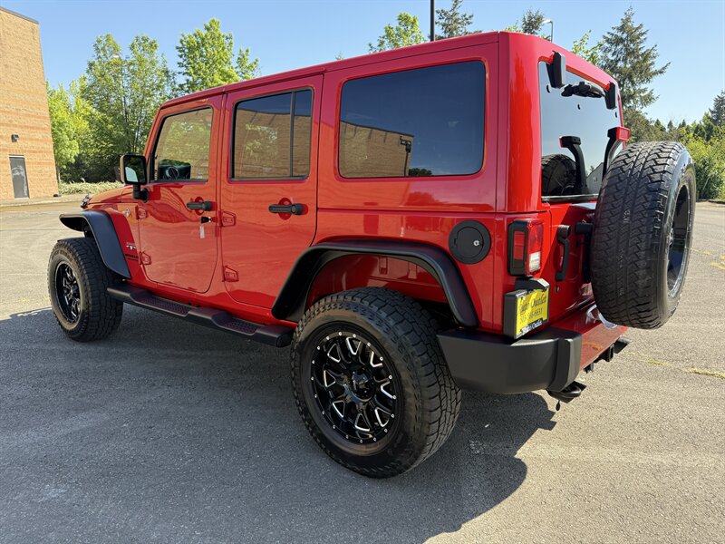 2016 Jeep Wrangler Unlimited Sahara - Photo 5 - Salem, OR 97317