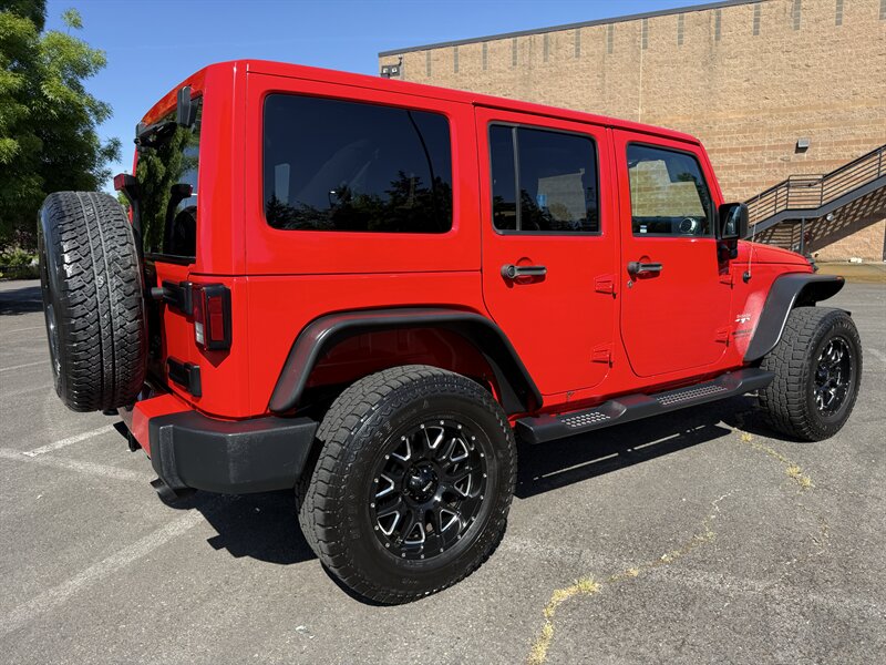 2016 Jeep Wrangler Unlimited Sahara - Photo 7 - Salem, OR 97317