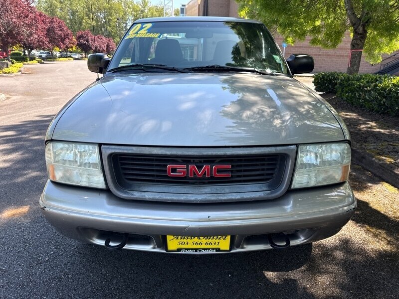 2002 GMC Sonoma SL  