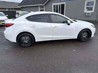 2016 Mazda Mazda3 i Touring   - Photo 8 - Salem, OR 97317