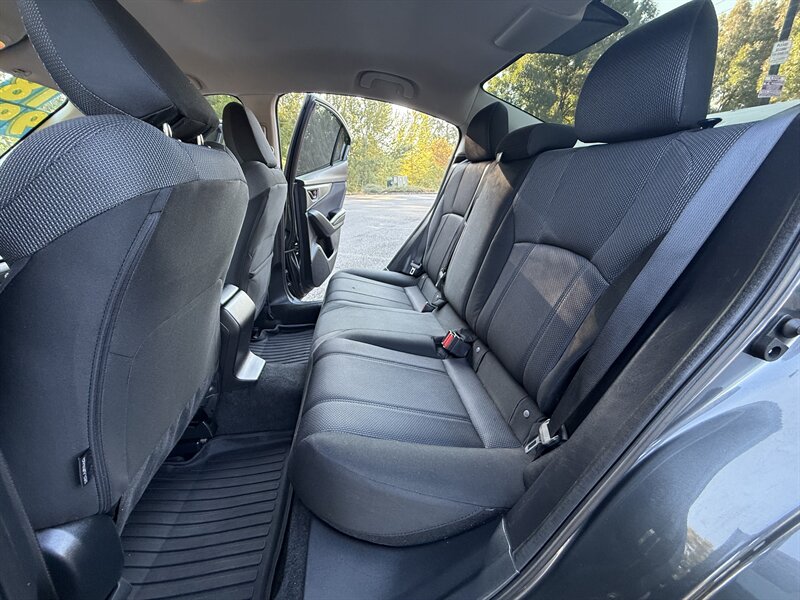 2018 Subaru Impreza 2.0i photo 12