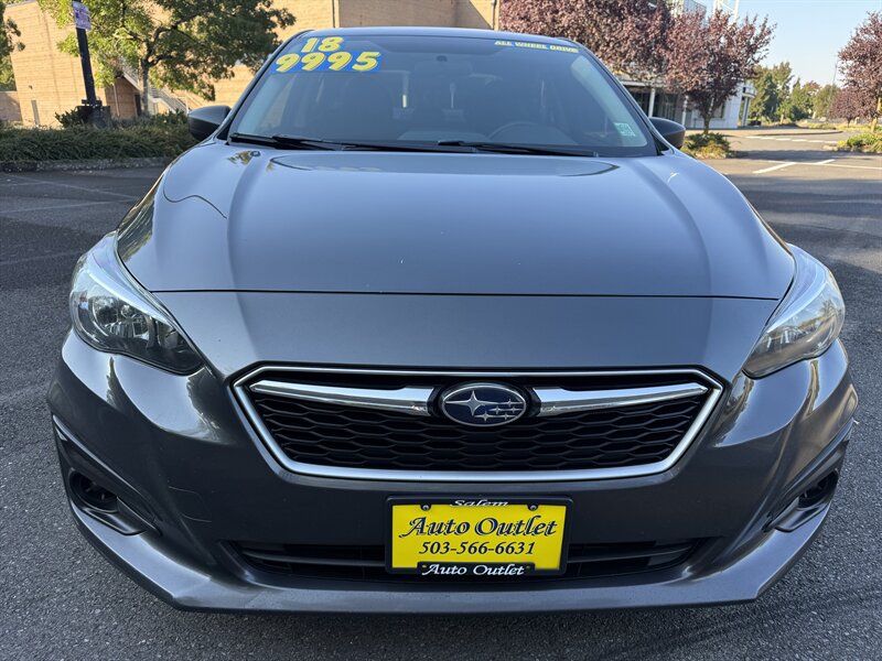 2018 Subaru Impreza 2.0i photo 2