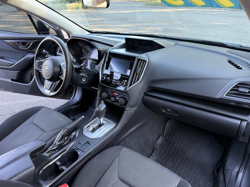 2018 Subaru Impreza 2.0i photo 16