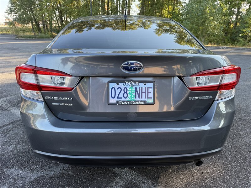 2018 Subaru Impreza 2.0i photo 6
