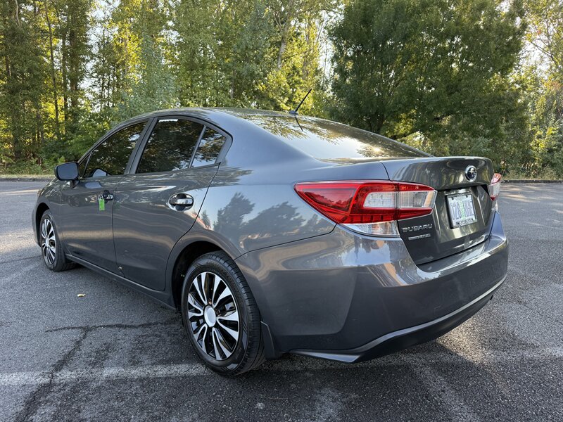 2018 Subaru Impreza 2.0i photo 5