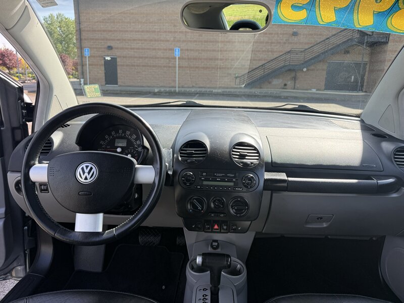 2002 Volkswagen New Beetle GLX 1.8T - Photo 10 - Salem, OR 97317