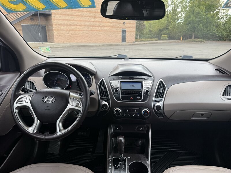 2011 Hyundai Tucson GLS - Photo 10 - Salem, OR 97317