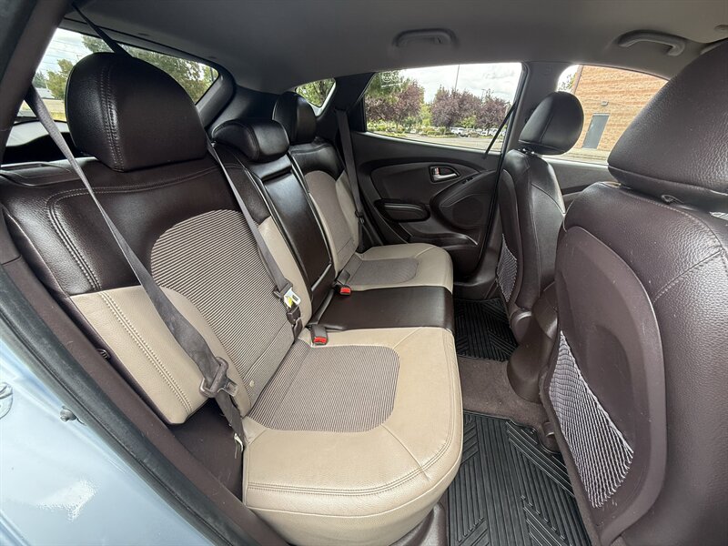 2011 Hyundai Tucson GLS - Photo 14 - Salem, OR 97317