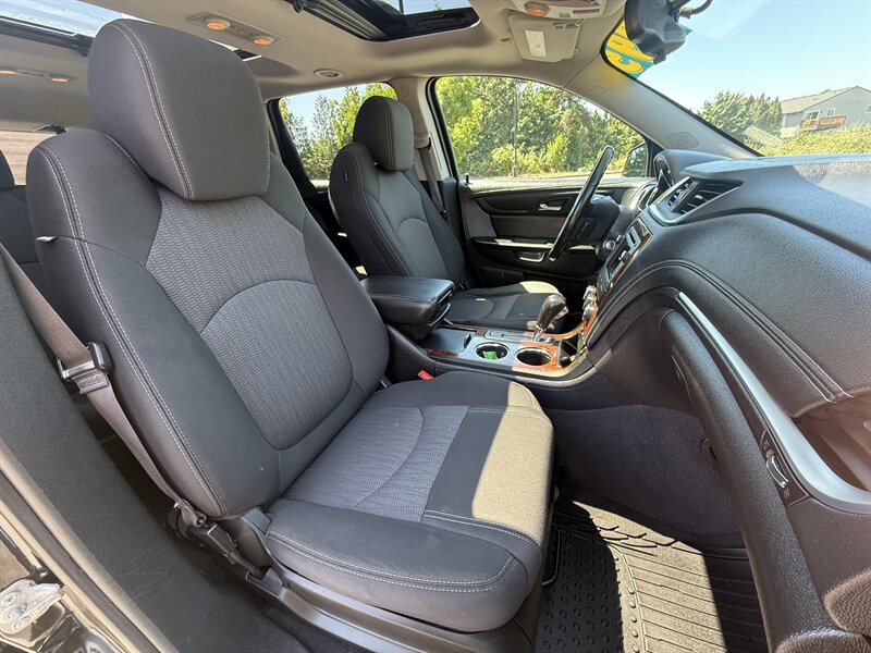 2014 Chevrolet Traverse LT - Photo 19 - Salem, OR 97317