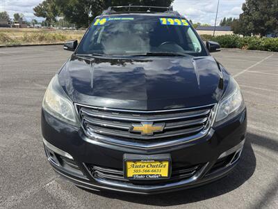 2014 Chevrolet Traverse LT   - Photo 1 - Salem, OR 97317