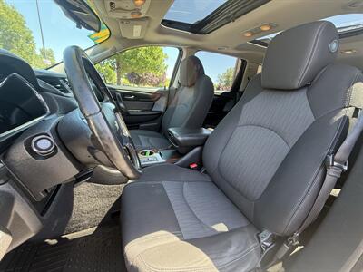 2014 Chevrolet Traverse LT - Photo 12 - Salem, OR 97317