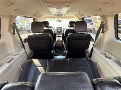 2014 Chrysler Town & Country Touring   - Photo 17 - Salem, OR 97317