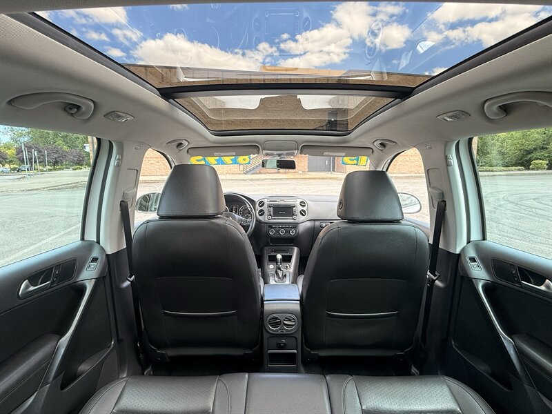 2015 Volkswagen Tiguan SE 4Motion - Photo 16 - Salem, OR 97317