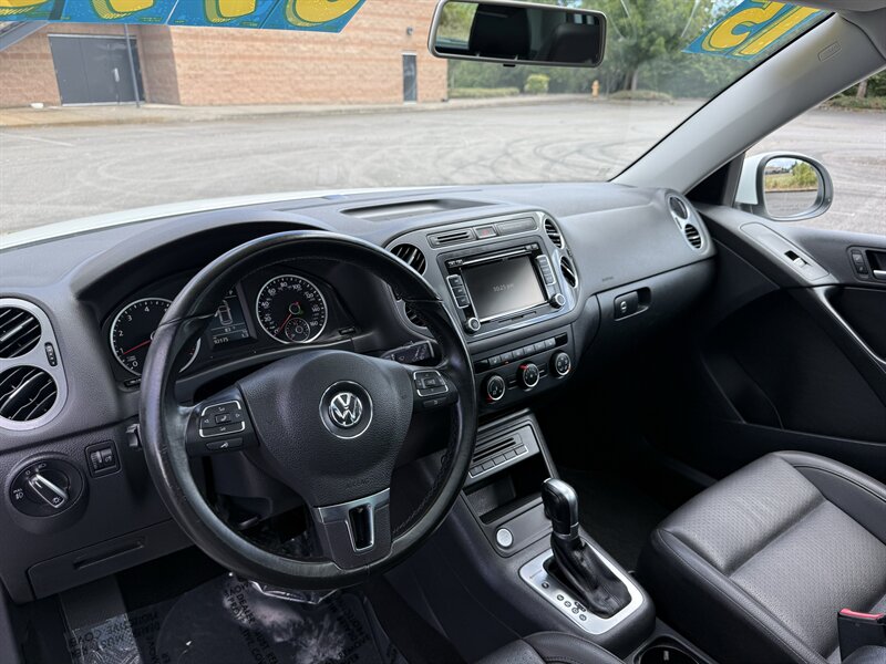 2015 Volkswagen Tiguan SE 4Motion - Photo 9 - Salem, OR 97317