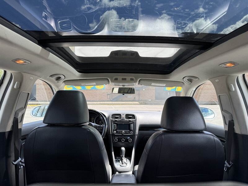 2014 Volkswagen Jetta SportWagen TDI - Photo 15 - Salem, OR 97317