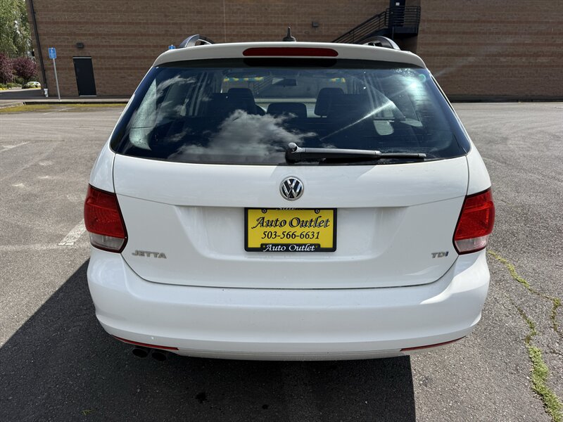 2014 Volkswagen Jetta SportWagen TDI - Photo 5 - Salem, OR 97317