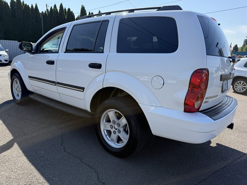 2007 Dodge Durango SLT - Photo 5 - Salem, OR 97317