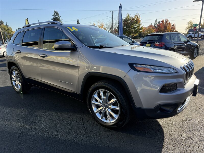 2016 Jeep Cherokee