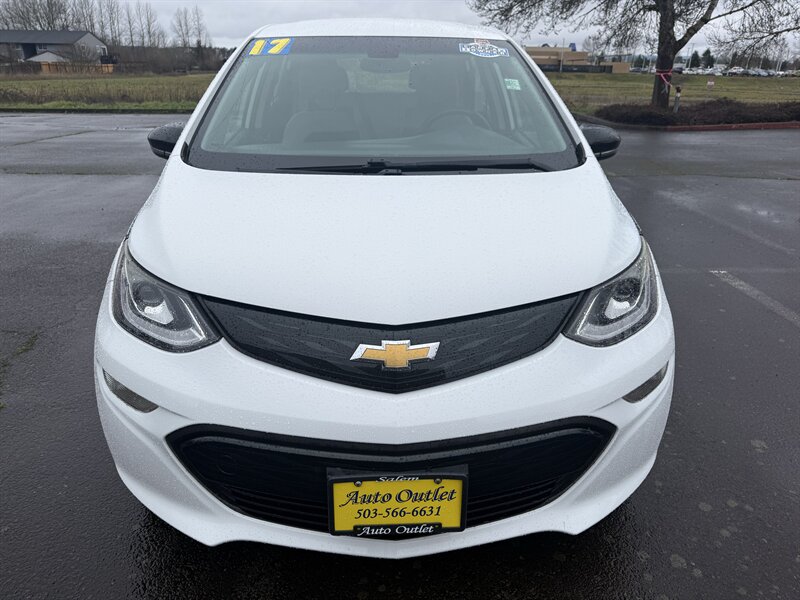 2017 Chevrolet Bolt EV LT  