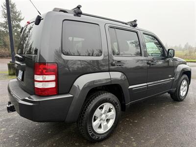 2011 Jeep Liberty Sport   - Photo 7 - Salem, OR 97317
