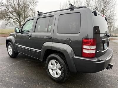 2011 Jeep Liberty Sport   - Photo 5 - Salem, OR 97317