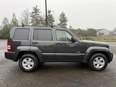 2011 Jeep Liberty Sport   - Photo 8 - Salem, OR 97317