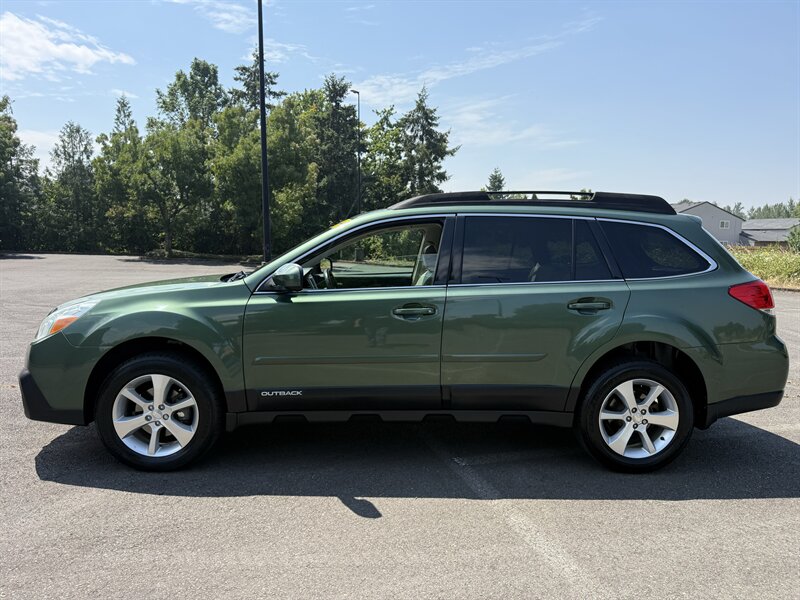 2013 Subaru Outback 2.5i Limited - Photo 4 - Salem, OR 97317