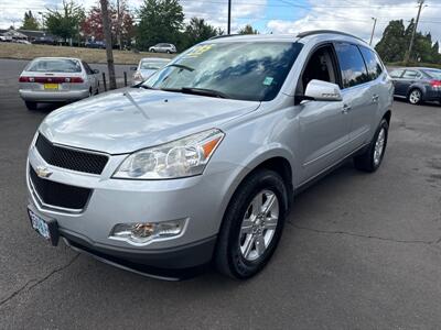 2012 Chevrolet Traverse LT   - Photo 2 - Salem, OR 97317