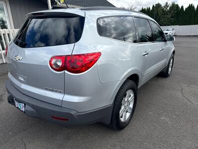 2012 Chevrolet Traverse LT   - Photo 6 - Salem, OR 97317