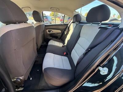 2015 Chevrolet Cruze LS   - Photo 11 - Salem, OR 97317