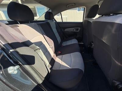 2015 Chevrolet Cruze LS   - Photo 12 - Salem, OR 97317