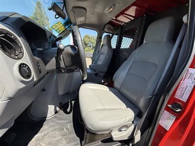 2014 Ford E-350 SD   - Photo 8 - Salem, OR 97317
