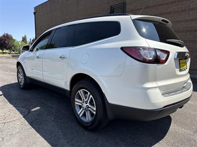 2015 Chevrolet Traverse LT   - Photo 5 - Salem, OR 97317