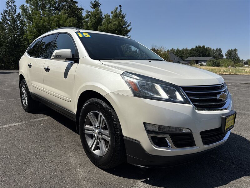 2015 Chevrolet Traverse LT  