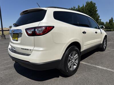 2015 Chevrolet Traverse LT   - Photo 7 - Salem, OR 97317