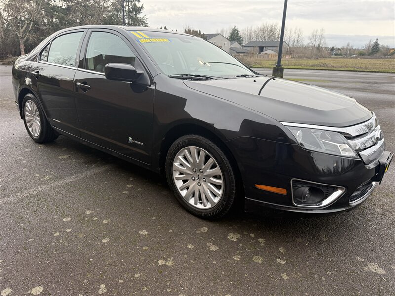 2011 Ford Fusion Hybrid  