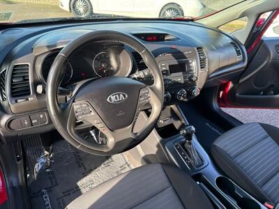 2015 Kia Forte EX   - Photo 10 - Salem, OR 97317