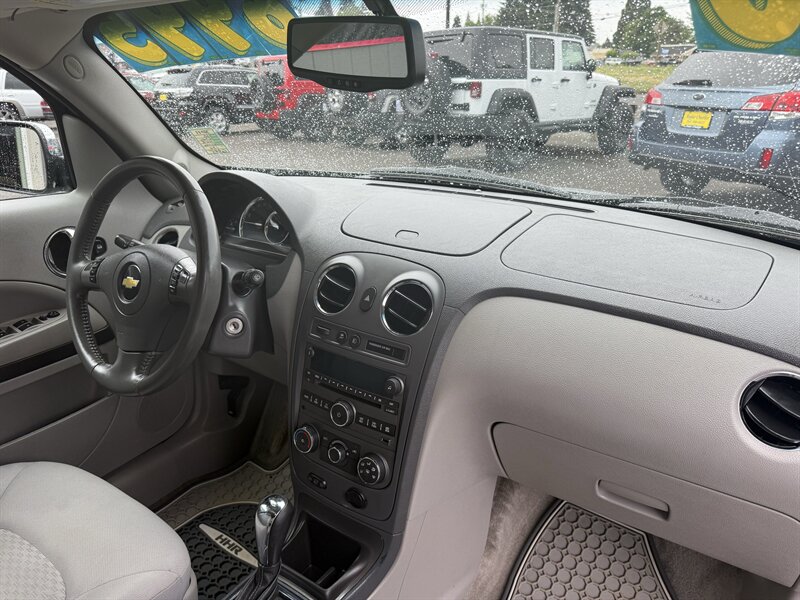 2010 Chevrolet HHR LT - Photo 10 - Salem, OR 97317