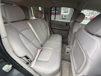 2010 Chevrolet HHR LT - Photo 13 - Salem, OR 97317
