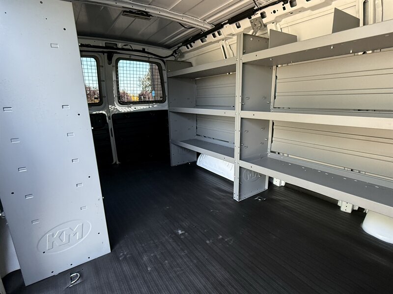 2019 Chevrolet Express 2500 - Photo 15 - Salem, OR 97317