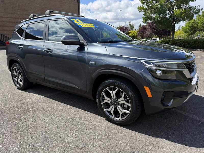 2021 Kia Seltos EX  