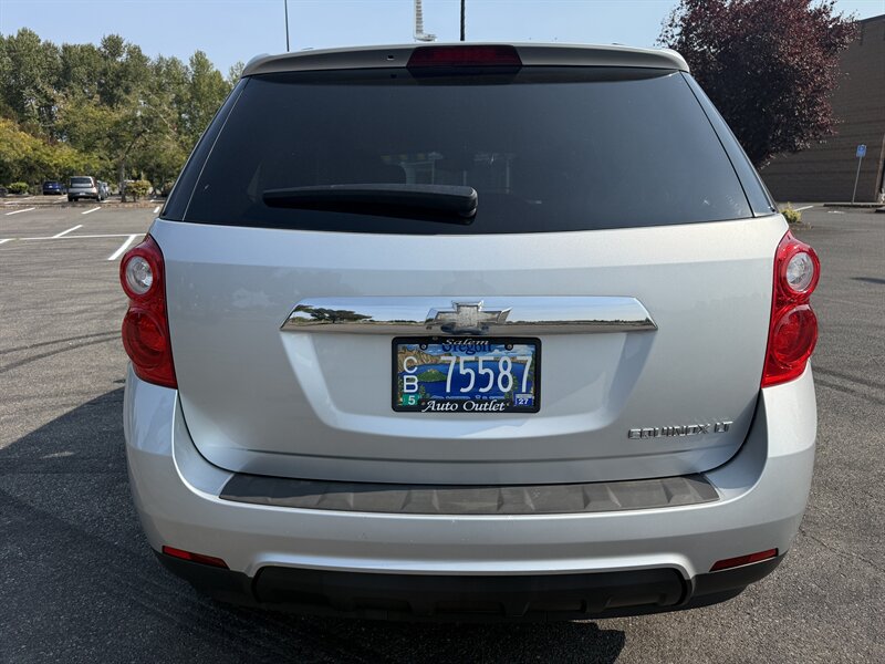 2015 Chevrolet Equinox LT photo 3
